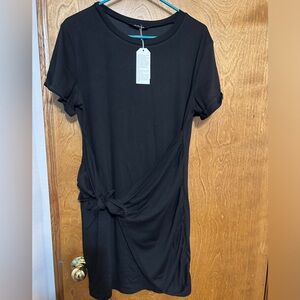 NWT women’s size large black dress